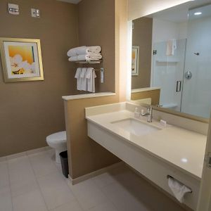 King Room Mobility or hearing accessible