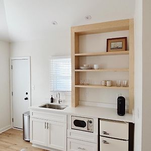One-Bedroom King Suite