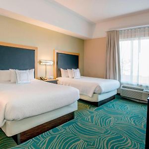 Queen Suite Two Queen Beds