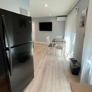Premier One-Bedroom Apartment