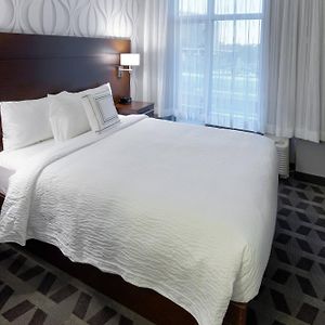 One-Bedroom Queen Suite Sofa Bed