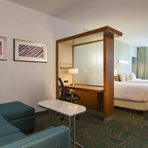 Queen Suite