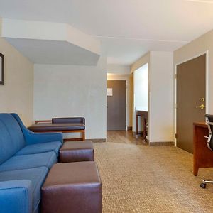 Comfort Inn & Suites Wilkes Barre - Arena