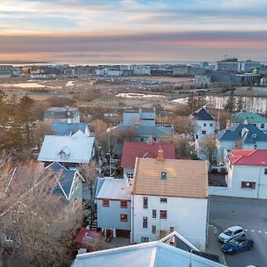 Downtown Reykjavik Baldursbra Guesthouse