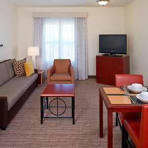 One-Bedroom King Suite Sofa Bed Adapted Tub Mobility Accessible