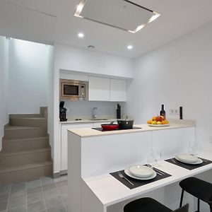 Studio Apartment One Double Bed