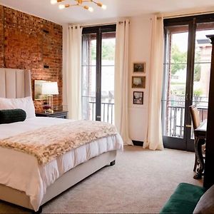 Speakeasy King Suite