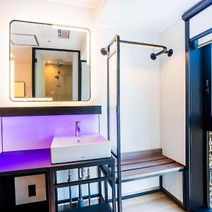 Premium Queen Room