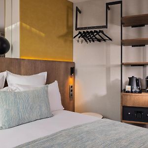 Classic Single Room
