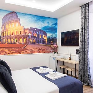 Susy'S Guest House - Room Colosseo