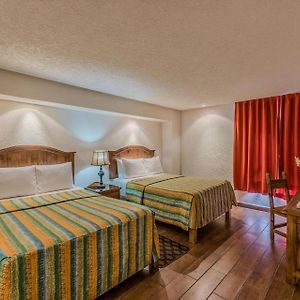 Classic Quadruple Room