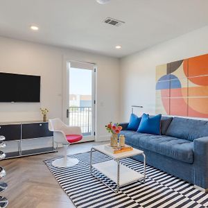 Superior One-Bedroom Apartment