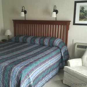 Manor Motel