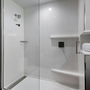 Standard Guest Room Mobility accessible