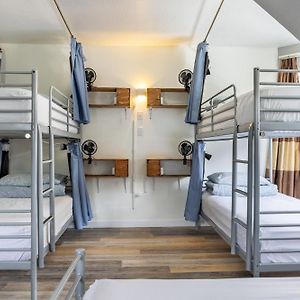 Dormitory Room Mixed