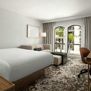Deluxe  Room Mobility accessible