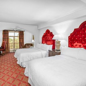 Premium Guest room 2 Queen Mobility &amp; Hearing Accessible w or Tub