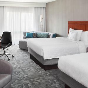 Queen Room Two Queen Beds