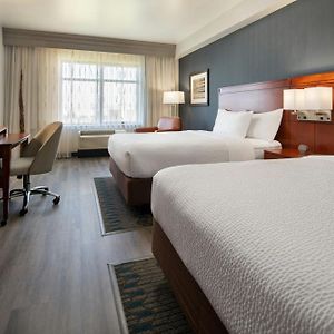 Larger Queen Room Two Queen Beds