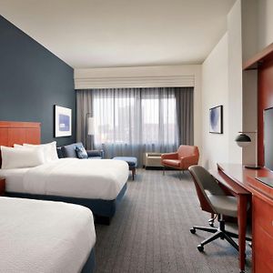 Large Queen Room Mobility or hearing accessible