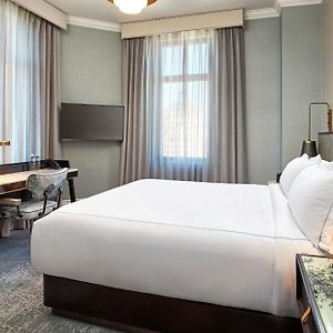 Deluxe  Room Hearing accessible