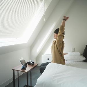 Private Single Room Male only