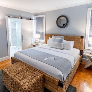 Basic Triple Room