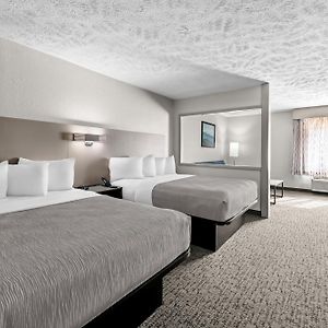 Queen Suite