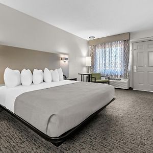King Room Mobility accessible