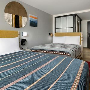 Queen Room Hearing Accesible