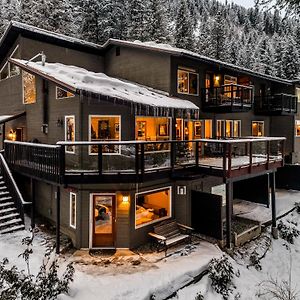 All Seasons River Inn