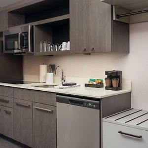 Efficiency King Suite