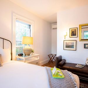 Economy First Floor Queen Room