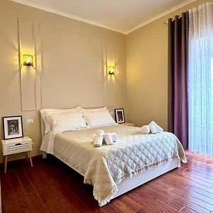 Large King Room