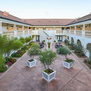 The Lodge At Healdsburg, Tapestry Collection By Hilton