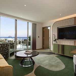 Ocean View King Suite Disability Access