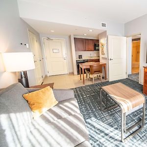 Queen Suite