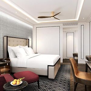 Fairmont King Suite