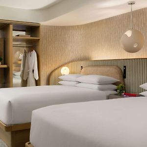 Queen Room Two Queen Beds Accessible Tub Disability Access