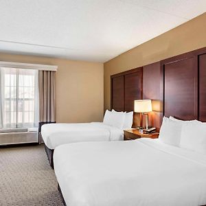 Comfort Suites Near Penn State - State College, Pa