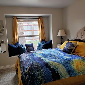 Double Room Mountain View