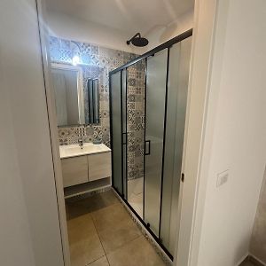 Single Room Private Bathroom