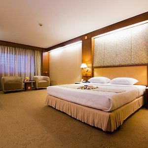 Premier Room