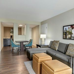 One-Bedroom King Suite