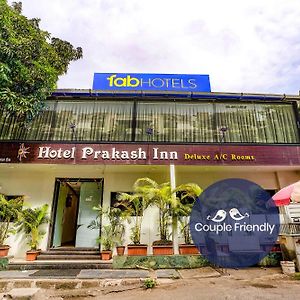 Fabexpress Prakash Inn - Nr Mumbai International Airport