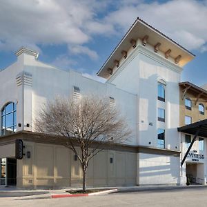 Sol Cypress, San Antonio, A Marriott Tribute Portfolio Hotel