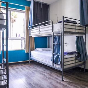 Dormitory Room Mixed
