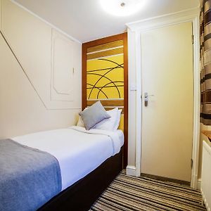 Standard Room with 1 Single Bed