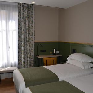Classic Twin Room