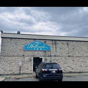 Hallmark Inn By Oyo Fort Wayne